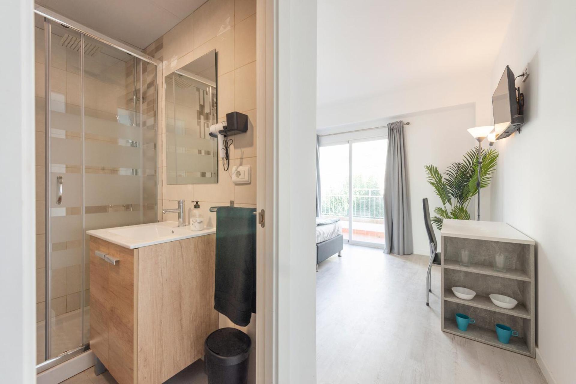 Beetroot, Jedes Zimmer Verfuegt Ueber Smart Tv , Eigenes Bad Mit Regendusche Und Balkon Льюкмайор Екстер'єр фото